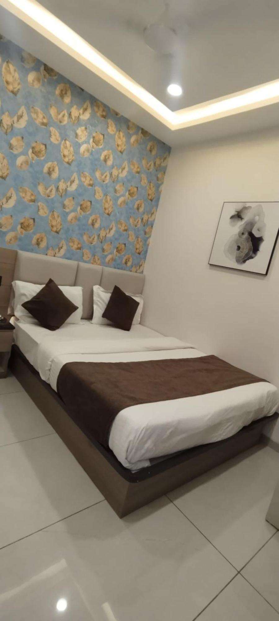 Hotel Paris Plaza Ahmedabad Exterior foto